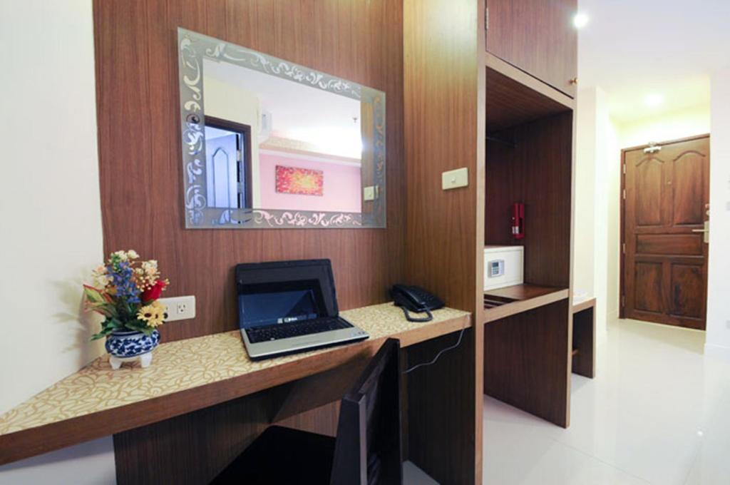 Royal Express Inn Bangkok Eksteriør billede